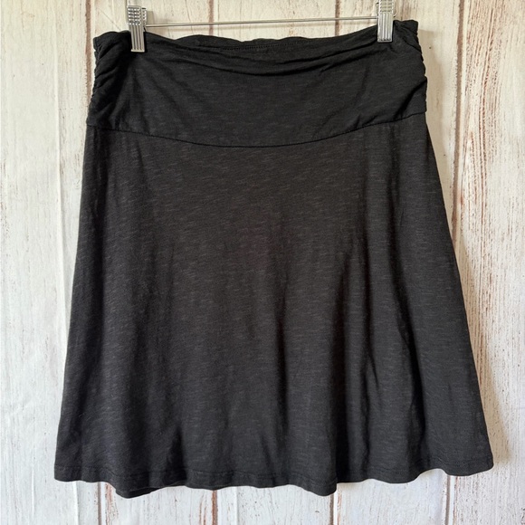 Toad&Co Dresses & Skirts - Toad&Co Chaka Knit Skirt in Black Tencel Organic Cotton
Blend Medium
